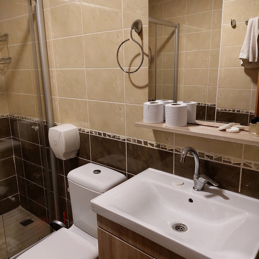 Red Stone Hotel Istanbul — Bathroom