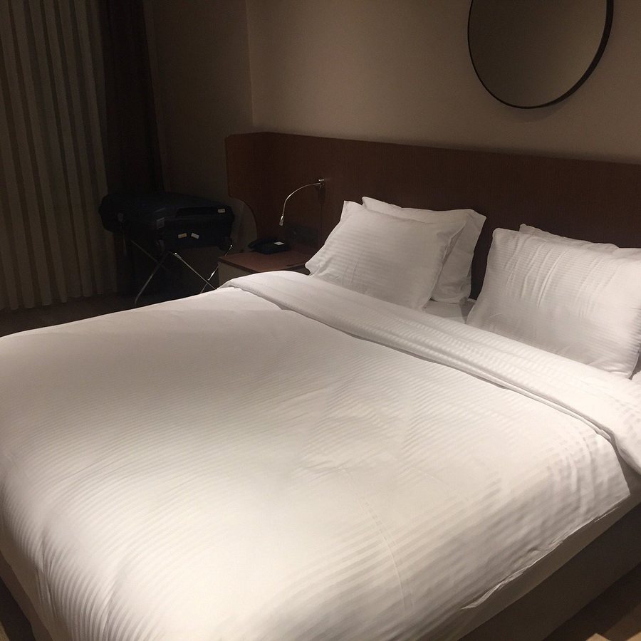 Redmont Hotel Istanbul — Guest room