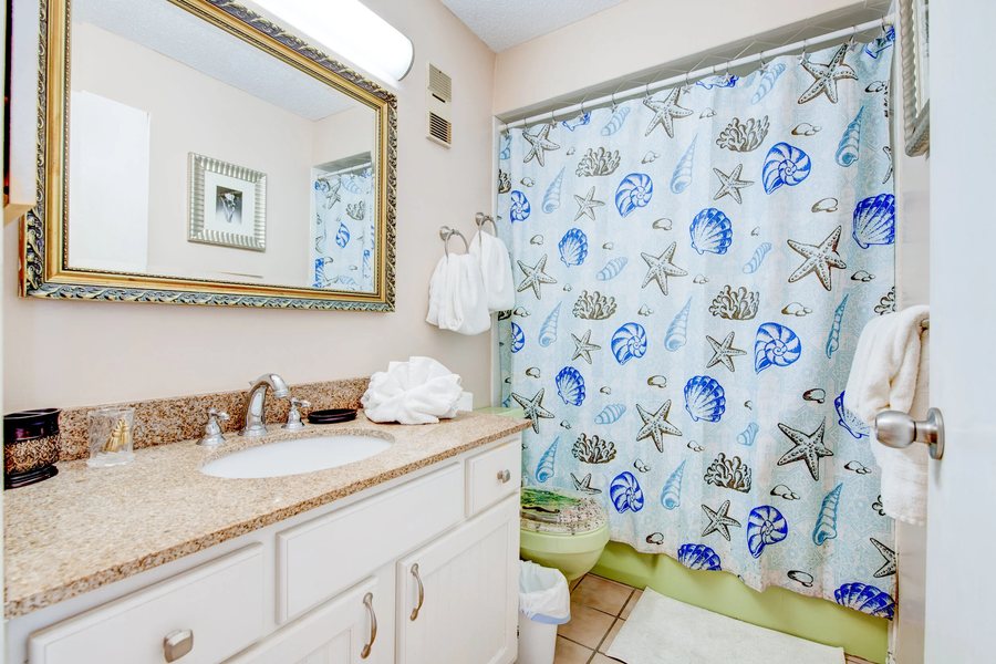 Regency Towers — Bathroom