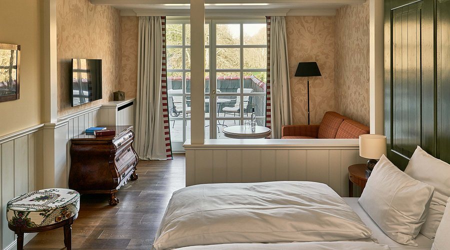 Relais Chateaux Hardenberg BurgHotel — Guest room