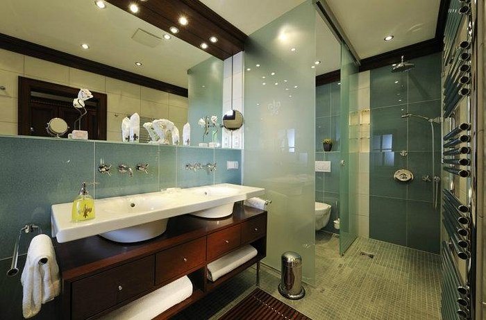 Relais Chateaux Hotel Jagdhof Glashuette — Bathroom