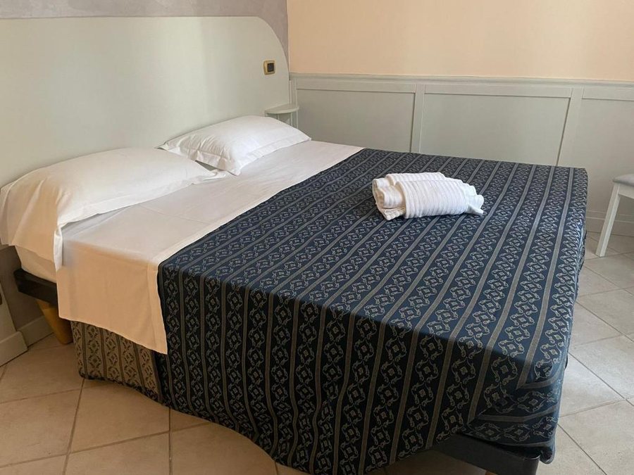 Relais Monti — Guest room