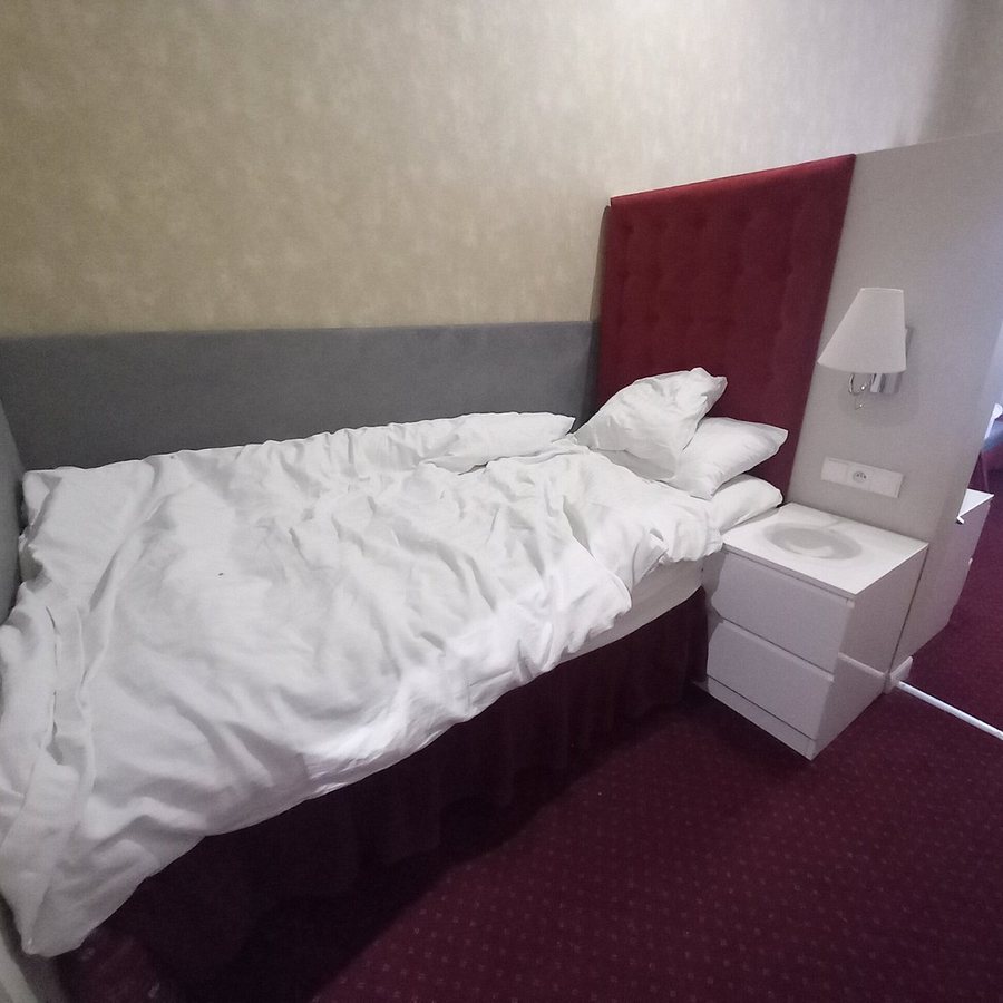 Rembrandt Aparthotel — Guest room