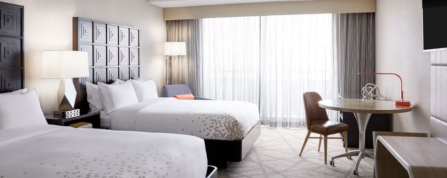 Renaissance Denver Hotel Conference Center — Guest room
