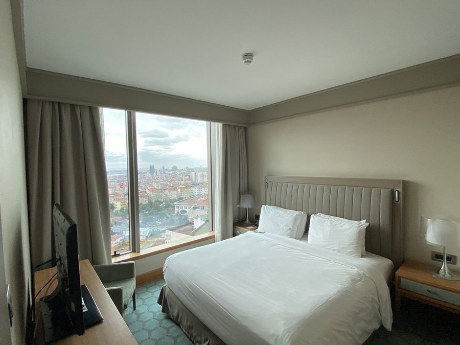 Renaissance Istanbul Polat Bosphorus Hotel Istanbul — Guest room