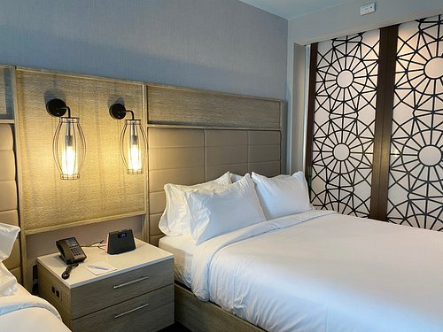 Renaissance St Augustine Historic Downtown Hotel — Guest room