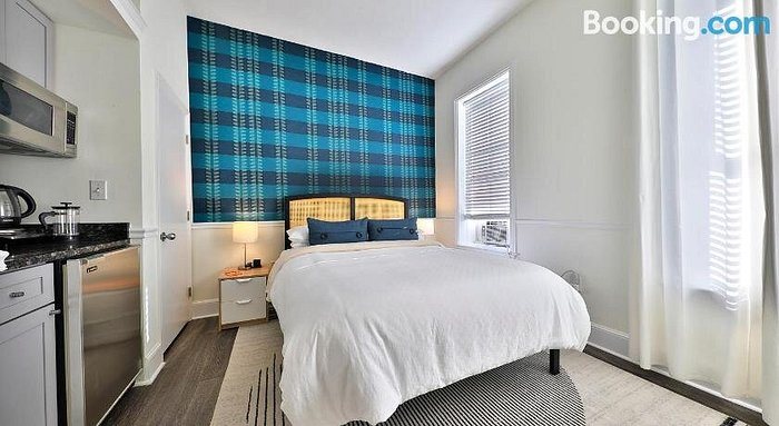 Renu At Concord Square — Guest room