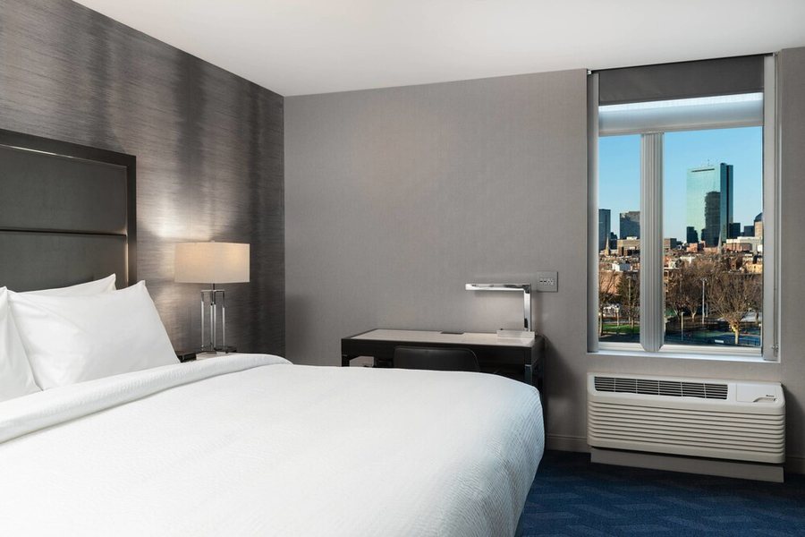 Residence Inn Boston Downtown South End — Guest room