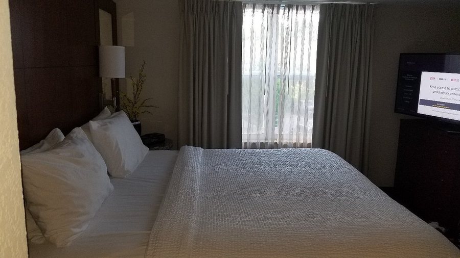 Residence Inn Burlington Colchester — Guest room