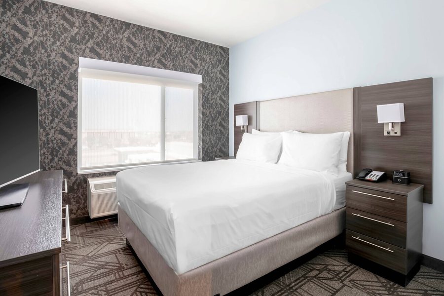 Residence Inn by Marriott Amarillo — Guest room