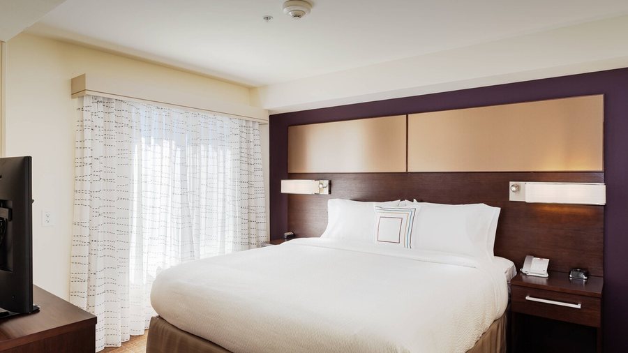 Residence Inn by Marriott Austin Lake Travis River Place — Guest room