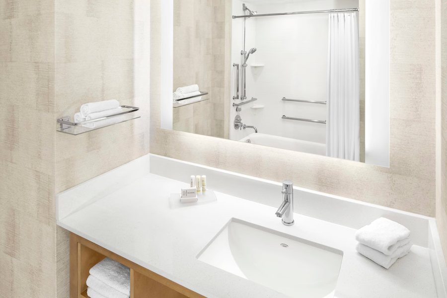 Residence Inn by Marriott Big Sky The Wilson Hotel — Bathroom