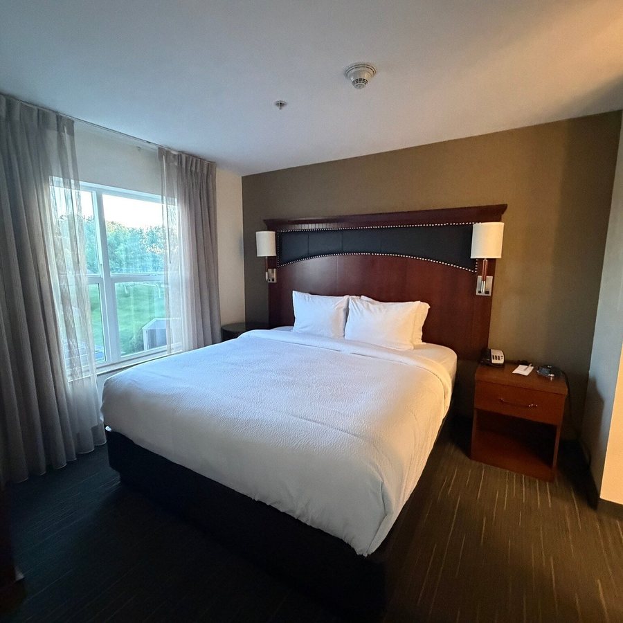 Residence Inn by Marriott Billings — Guest room