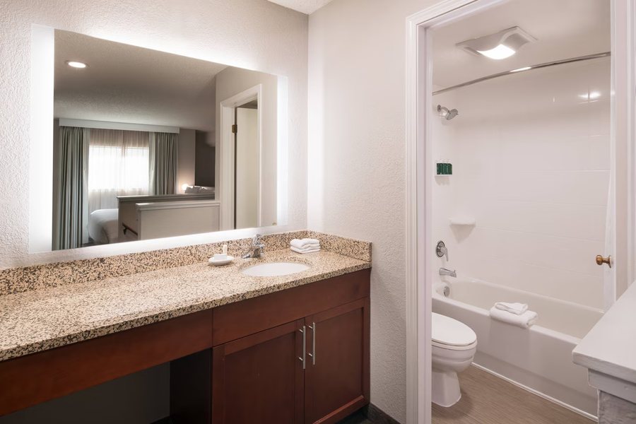 Residence Inn by Marriott Boulder — Bathroom