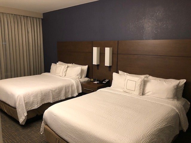 Residence Inn by Marriott Cincinnati Midtown Rookwood — Guest room