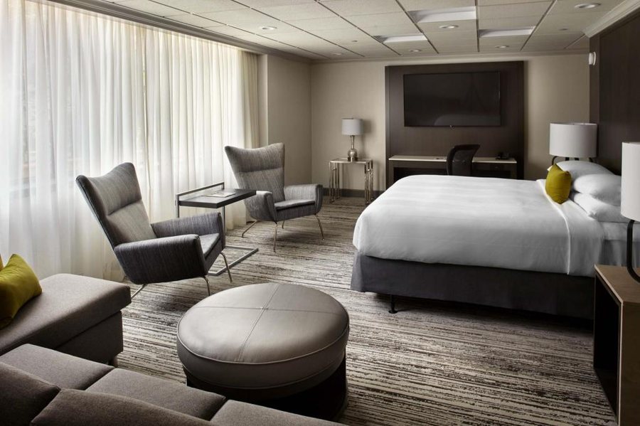 Residence Inn by Marriott Cincinnati North West Chester — Guest room
