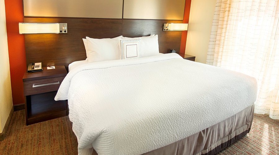 Residence Inn by Marriott Columbia West Lexington — Guest room