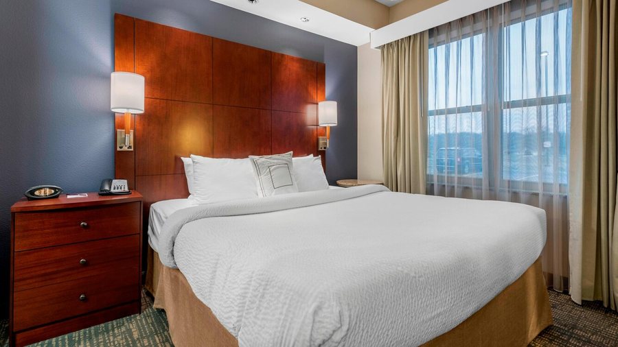 Residence Inn by Marriott Columbus — Guest room