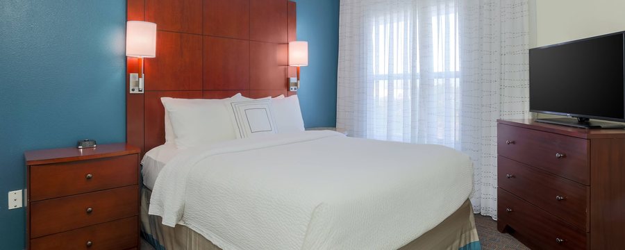 Residence Inn by Marriott Dallas Arlington South — Guest room