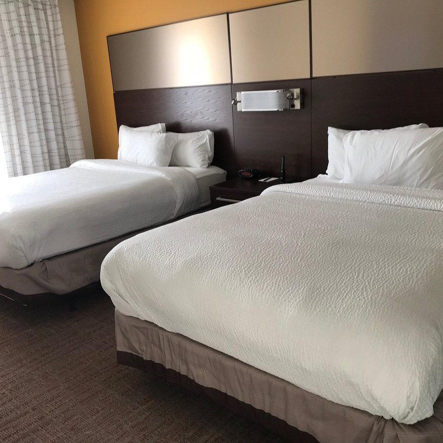 Residence Inn by Marriott Denver Central Park — Guest room