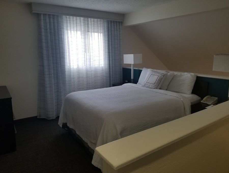 Residence Inn by Marriott Denver Tech Center — Guest room