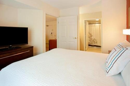 Residence Inn by Marriott Fort Wayne Southwest — Guest room