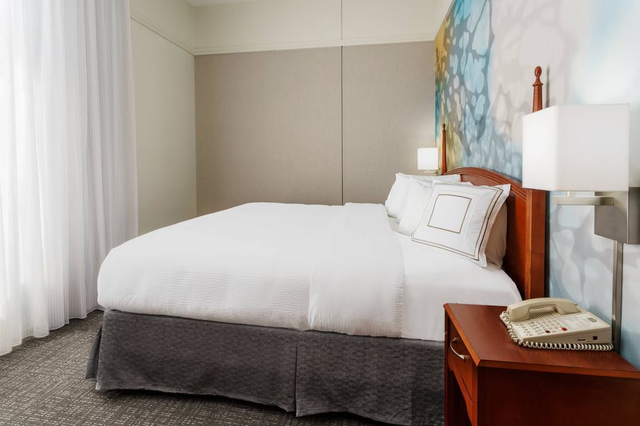 Residence Inn by Marriott Houston Downtown Convention Center — Guest room