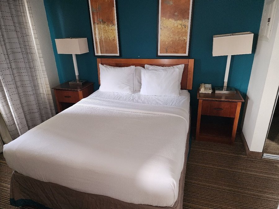Residence Inn By Marriott Indianapolis Carmel — Guest room