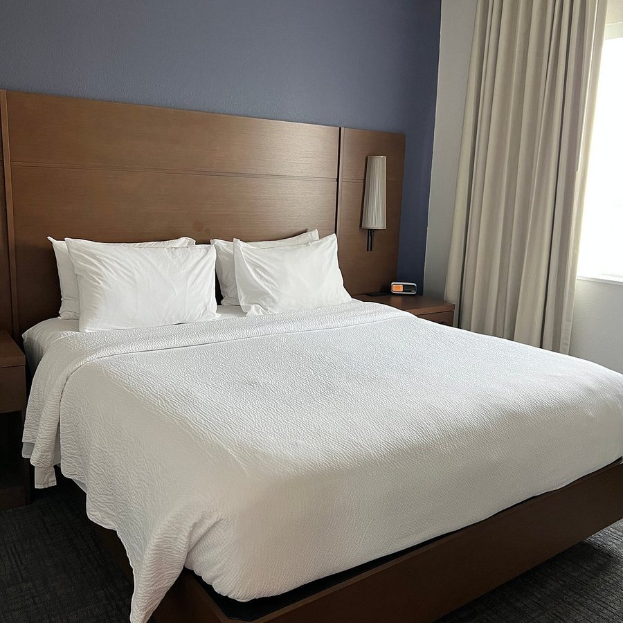 Residence Inn by Marriott Jackson Airport Pearl — Guest room