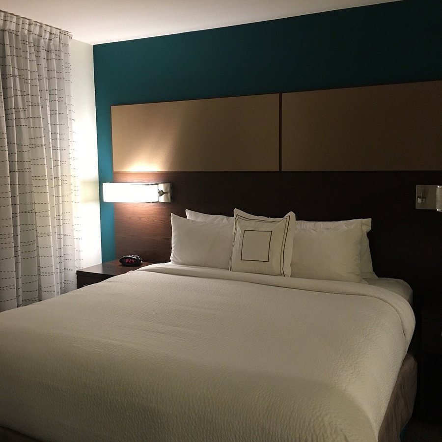 Residence Inn by Marriott Jackson The District at Eastover — Guest room