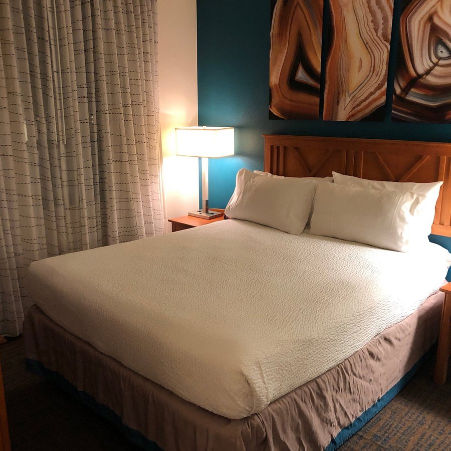Residence Inn by Marriott Las Vegas Hughes Center Las Vegas Nevada — Guest room
