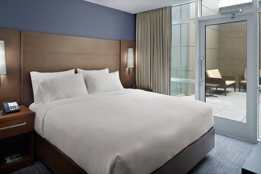 Residence Inn by Marriott Lexington City Center — Guest room