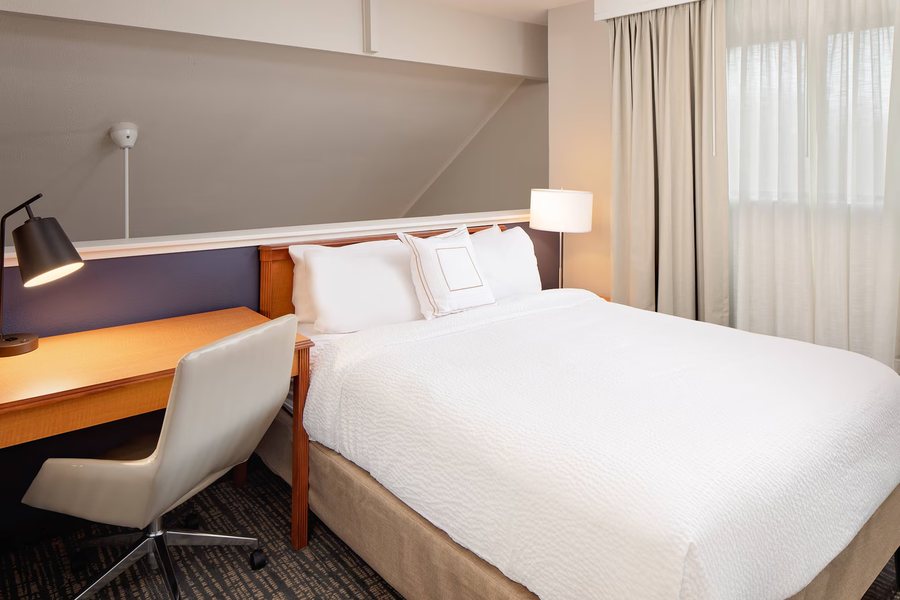 Residence Inn by Marriott Lexington North — Guest room
