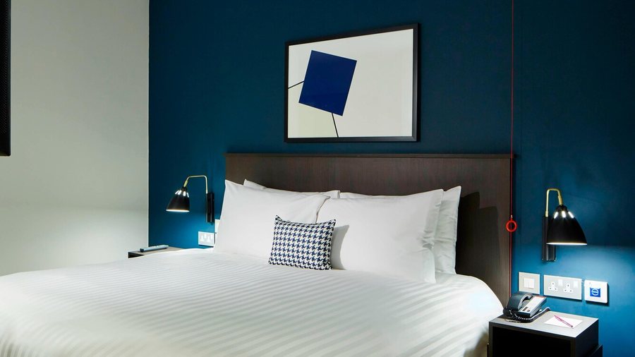 Residence Inn by Marriott London Bridge — Guest room