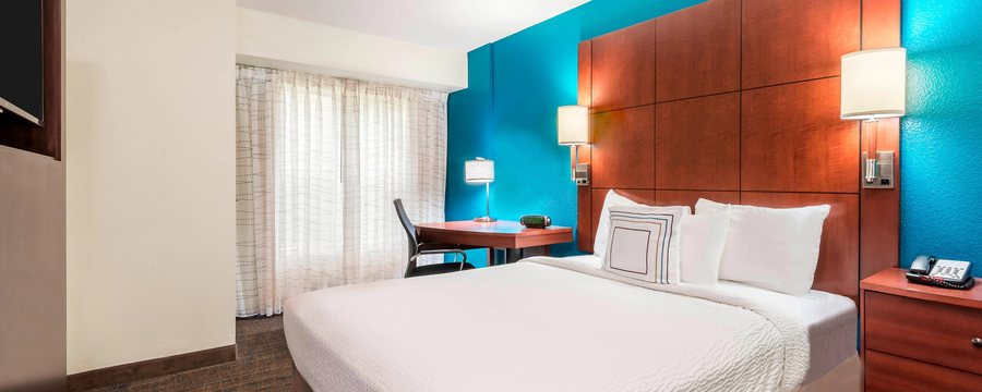 Residence Inn by Marriott Macon — Guest room