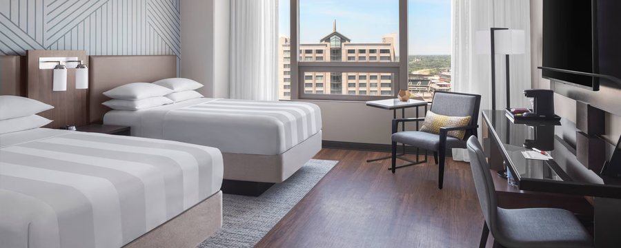 Residence Inn by Marriott Minneapolis Downtown City Center — Guest room