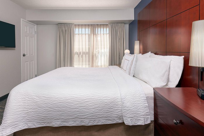 Residence Inn By Marriott Mobile — Guest room