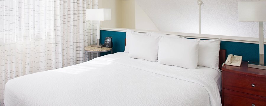 Residence Inn by Marriott Ontario Airport — Guest room