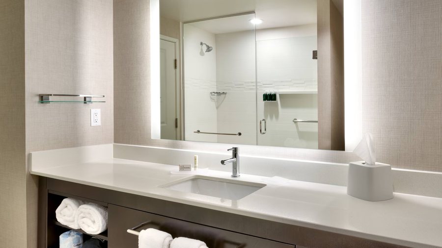 Residence Inn By Marriott Paducah — Bathroom