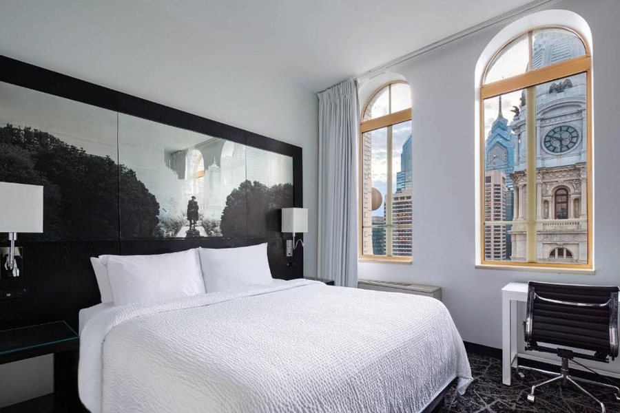 Residence Inn by Marriott Philadelphia Center City — Guest room