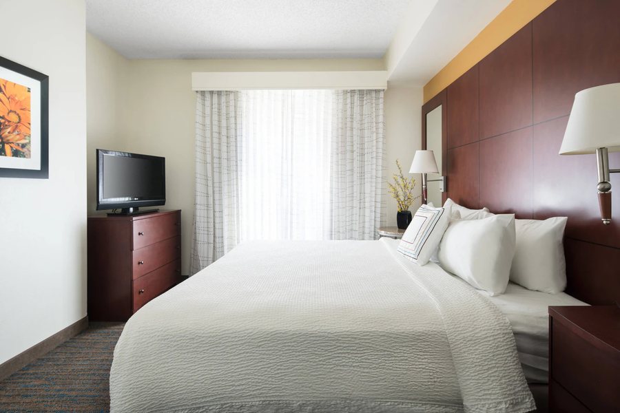 Residence Inn by Marriott Phoenix Gilbert — Guest room