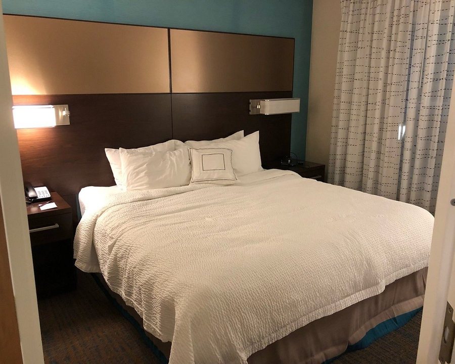 Residence Inn by Marriott Rochester West Greece — Guest room