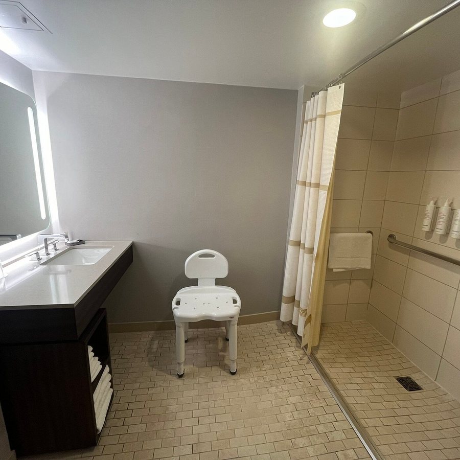 Residence Inn by Marriott Salt Lake City Downtown — Bathroom
