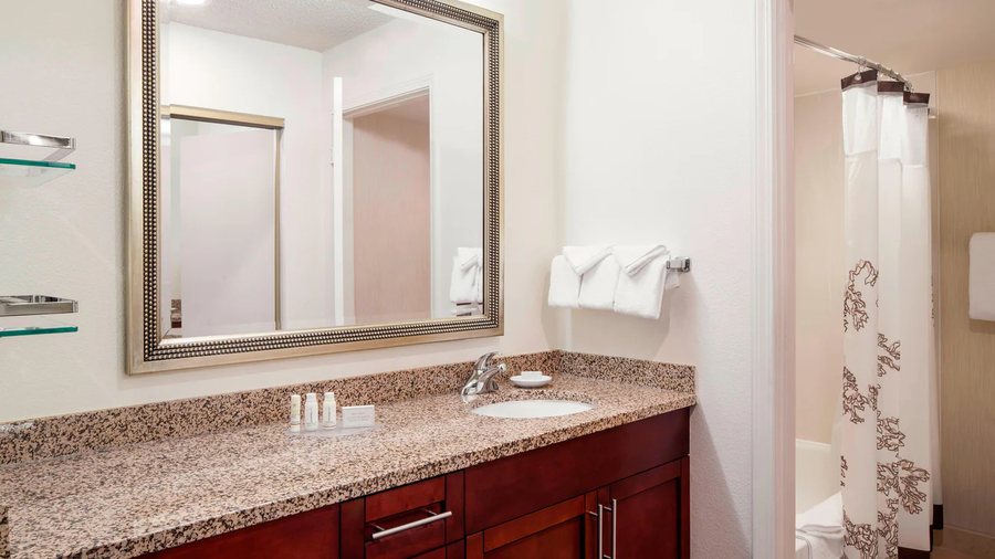 Residence Inn by Marriott San Ramon — Bathroom