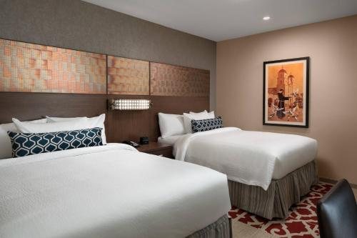 Residence Inn by Marriott Santa Barbara Goleta — Guest room