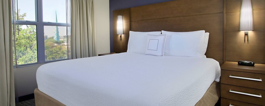 Residence Inn by Marriott Scottsdale North — Guest room