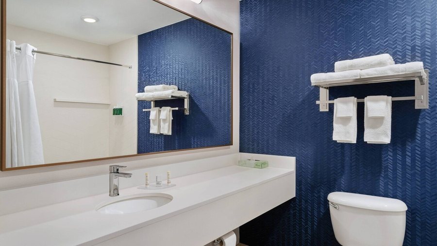 Residence Inn by Marriott Scranton — Bathroom
