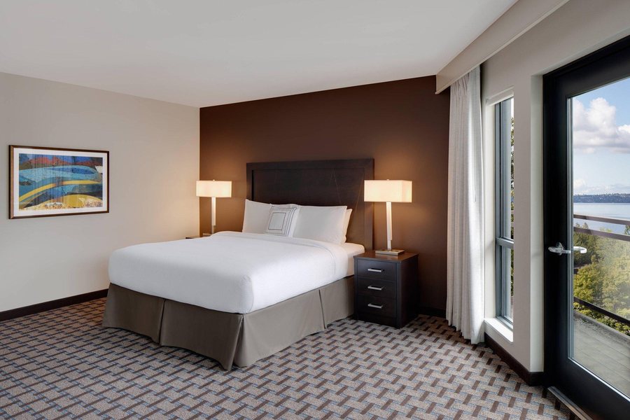 Residence Inn by Marriott Seattle South Renton — Guest room