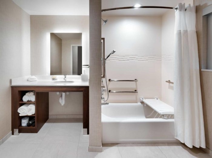 Residence Inn By Marriott Sedona — Bathroom