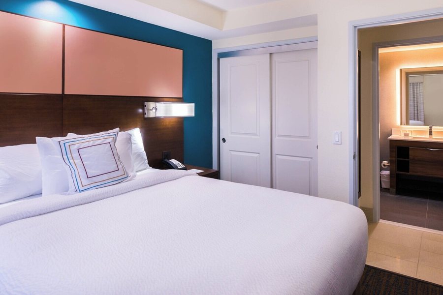 Residence Inn by Marriott Temecula Murrieta — Guest room